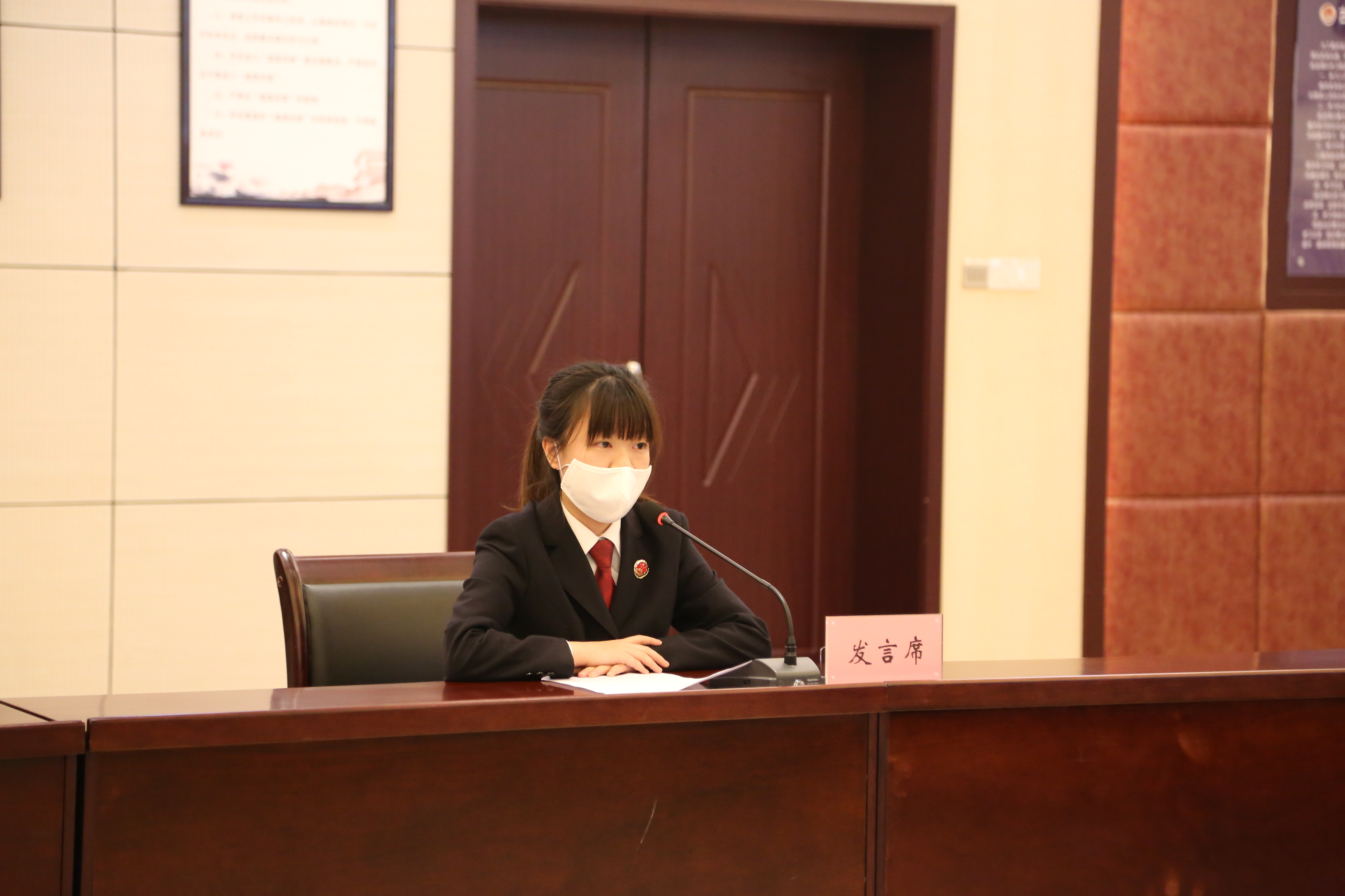 青年干警代表发言2.JPG