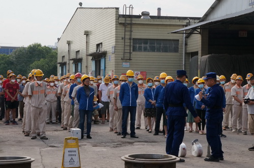 学习水枪水带连接方法 (1).jpg