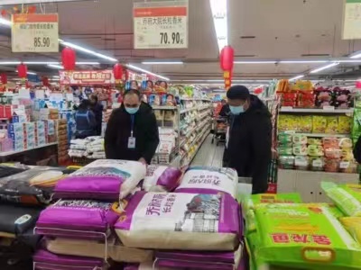 雨城区市场监管局多措并举 切实维护消费者权益