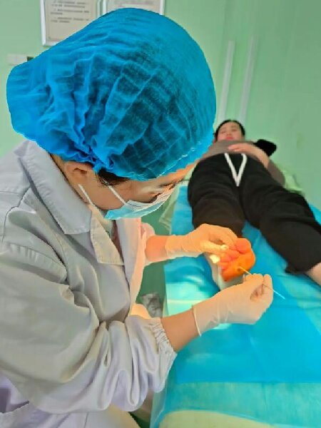 阮丽1.jpg