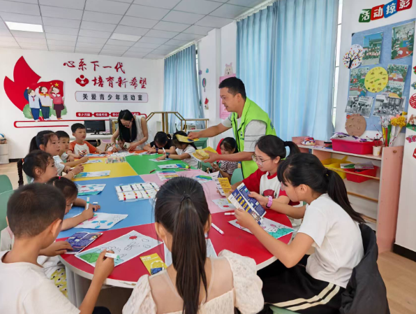 东坡区秦家镇开展暑期学生禁毒“云课堂”活动